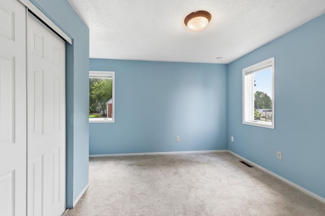 2613 Emerson Avenue N, Minneapolis, MN 55411