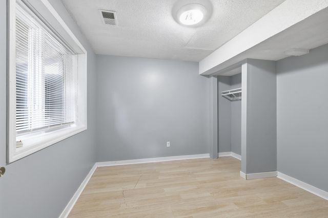 2613 Emerson Avenue N, Minneapolis, MN 55411