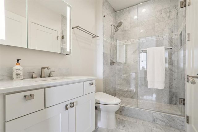 2828 Peachtree NW Road 1002, Atlanta, GA 30305