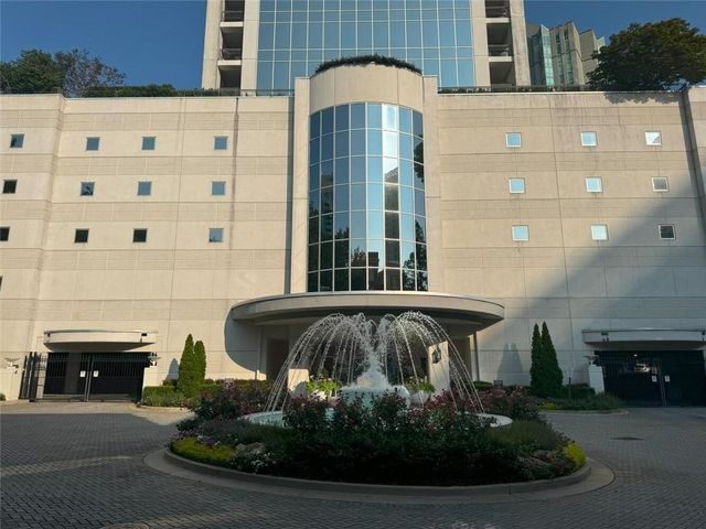 2828 Peachtree NW Road 1002, Atlanta, GA 30305