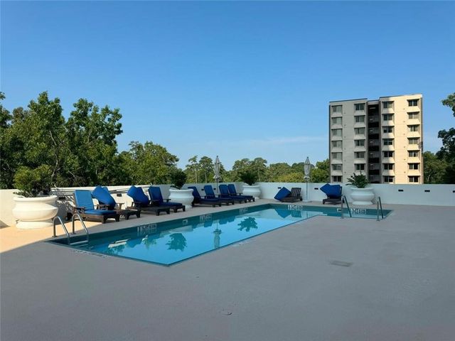 2828 Peachtree NW Road 1002, Atlanta, GA 30305