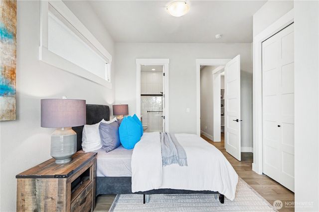510 Viewcrest Drive NW, Issaquah, WA 98027