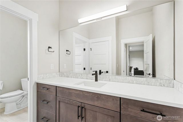 510 Viewcrest Drive NW, Issaquah, WA 98027