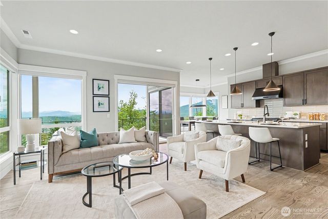 510 Viewcrest Drive NW, Issaquah, WA 98027
