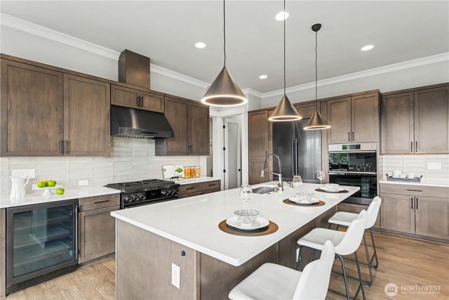 510 Viewcrest Drive NW, Issaquah, WA 98027