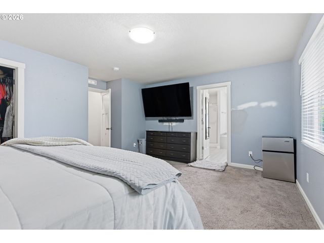 476 Sw 15TH Ave, Canby, OR 97013