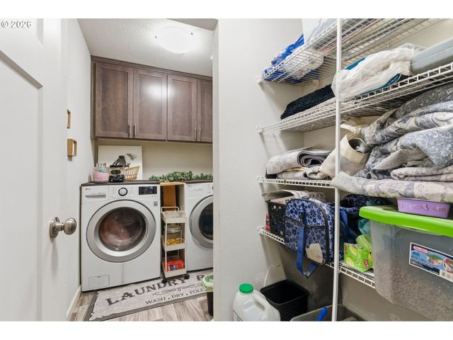 476 Sw 15TH Ave, Canby, OR 97013