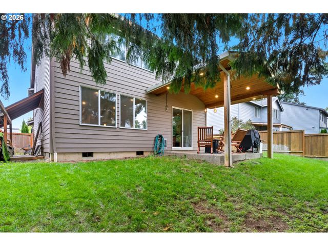 476 Sw 15TH Ave, Canby, OR 97013