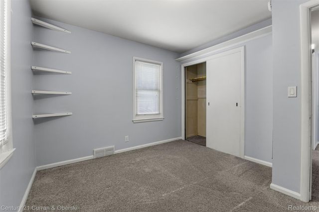 637 Ironwood Drive, Ann Arbor, MI 48103