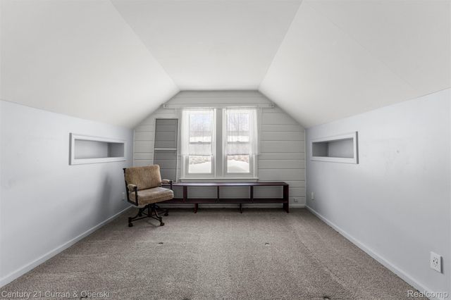 637 Ironwood Drive, Ann Arbor, MI 48103