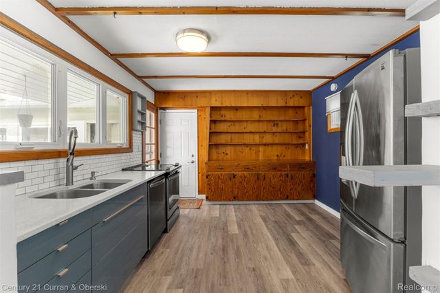 637 Ironwood Drive, Ann Arbor, MI 48103