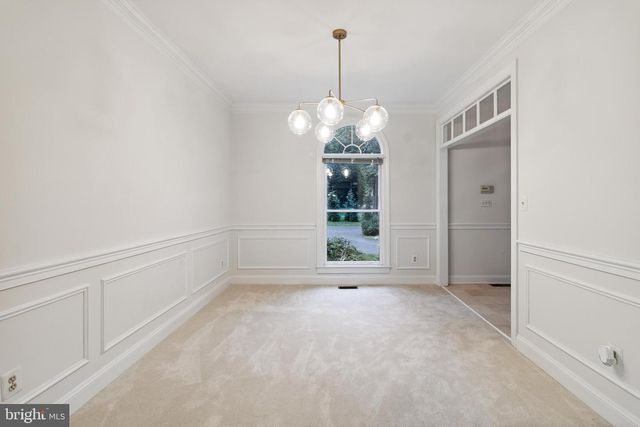 4427 BROOKSIDE DR, Alexandria, VA 22312