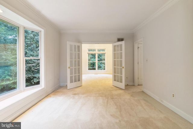 4427 BROOKSIDE DR, Alexandria, VA 22312