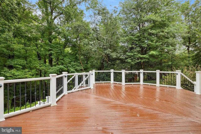 4427 BROOKSIDE DR, Alexandria, VA 22312