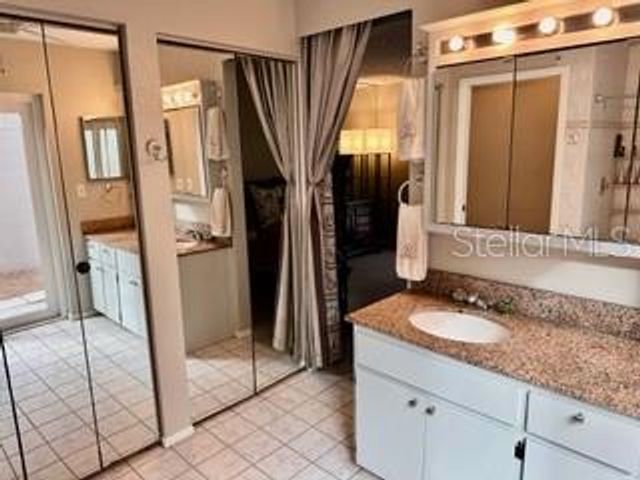 559 QUINTANA PLACE NE, St Petersburg, FL 33703