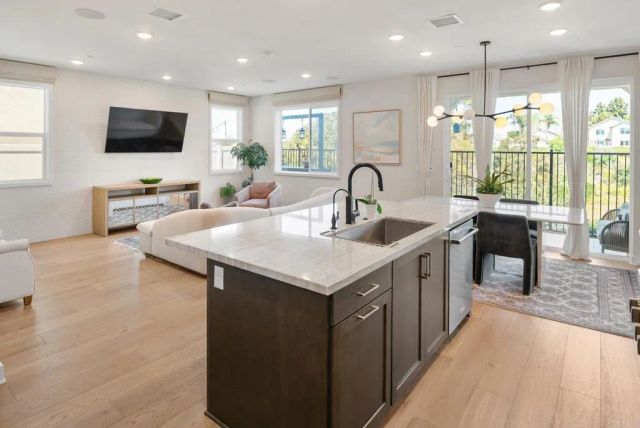 1390 Blue Port Way, Oceanside, CA 92054