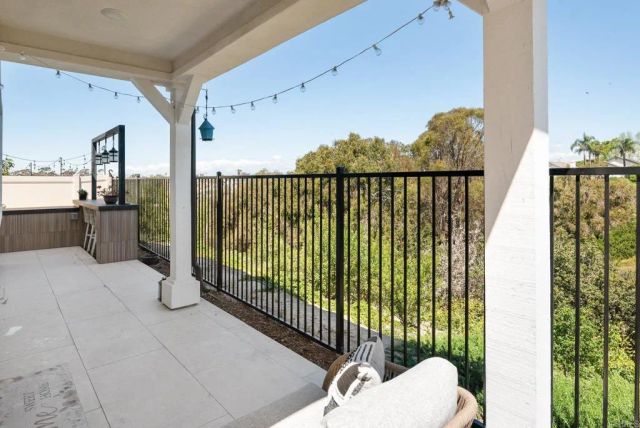 1390 Blue Port Way, Oceanside, CA 92054