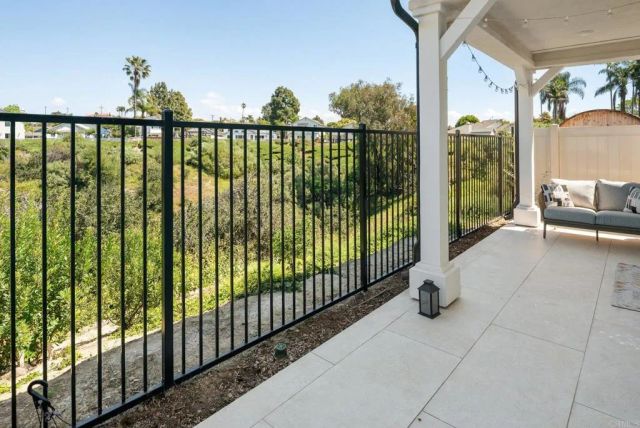 1390 Blue Port Way, Oceanside, CA 92054