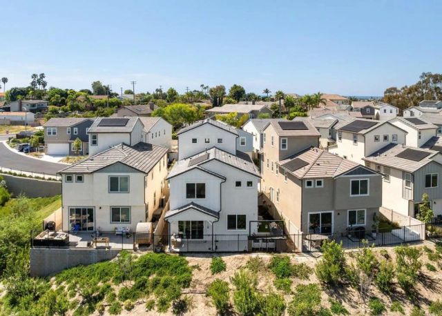 1390 Blue Port Way, Oceanside, CA 92054