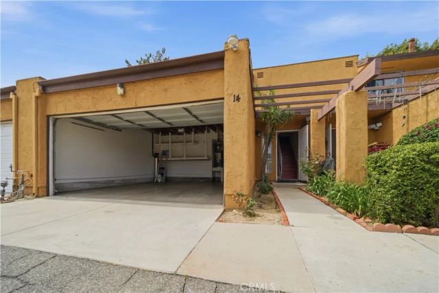 9201 Wakefield Avenue 14, Panorama City, CA 91402