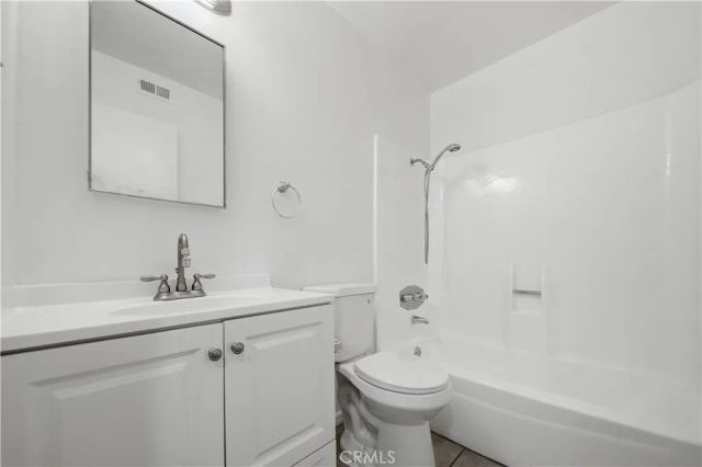 9201 Wakefield Avenue 14, Panorama City, CA 91402