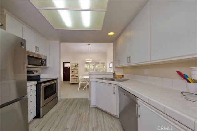 14 Villa Point, Newport Beach, CA 92660