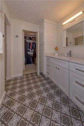14 Villa Point, Newport Beach, CA 92660