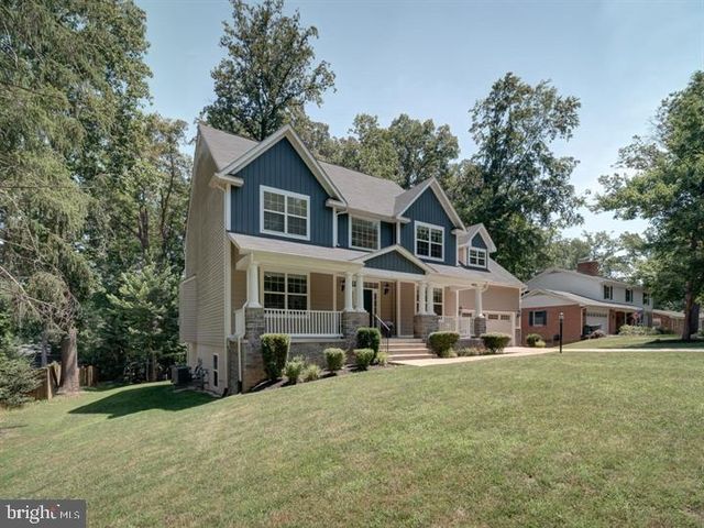 18413 CEDAR DR, Triangle, VA 22172