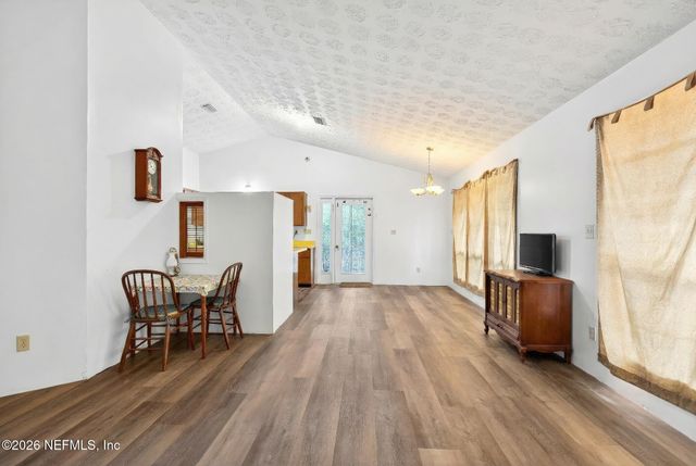 44561 WOODLAND CIR Circle, Callahan, FL 32011