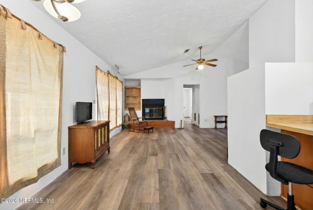 44561 WOODLAND CIR Circle, Callahan, FL 32011