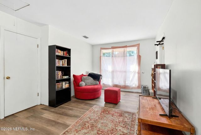 44561 WOODLAND CIR Circle, Callahan, FL 32011