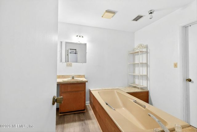 44561 WOODLAND CIR Circle, Callahan, FL 32011