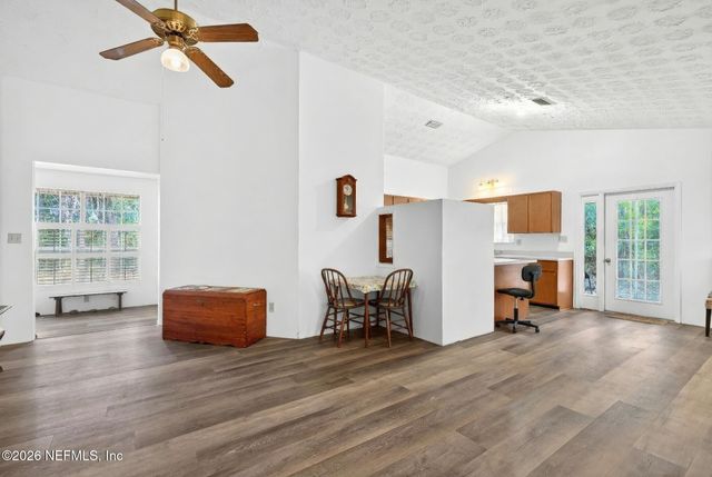 44561 WOODLAND CIR Circle, Callahan, FL 32011