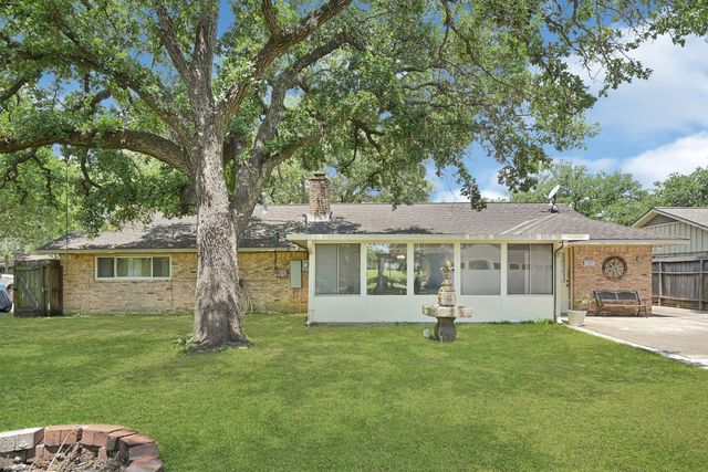 2022 Willow Wisp Drive, Seabrook, TX 77586