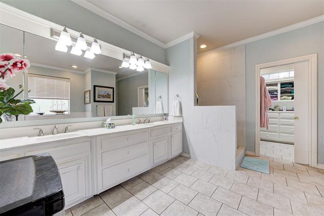 1300 Eagle Drive, Edmond, OK 73034