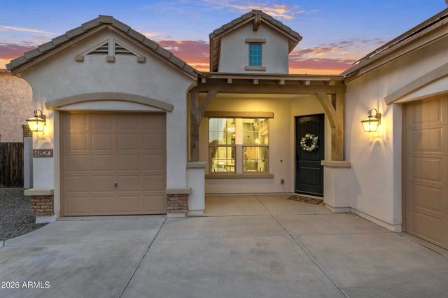 4820 S MINGUS Drive, Chandler, AZ 85249