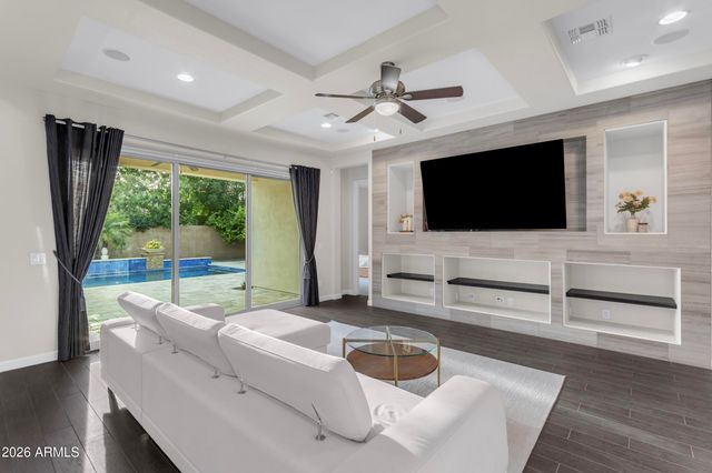 4820 S MINGUS Drive, Chandler, AZ 85249