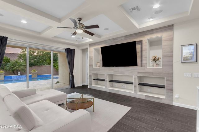 4820 S MINGUS Drive, Chandler, AZ 85249