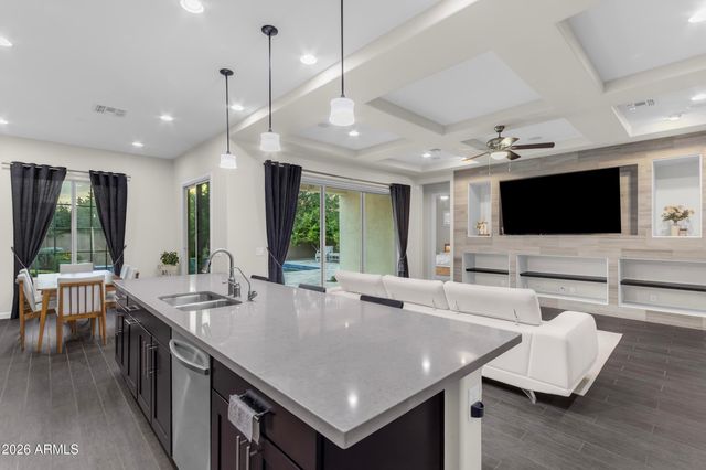 4820 S MINGUS Drive, Chandler, AZ 85249