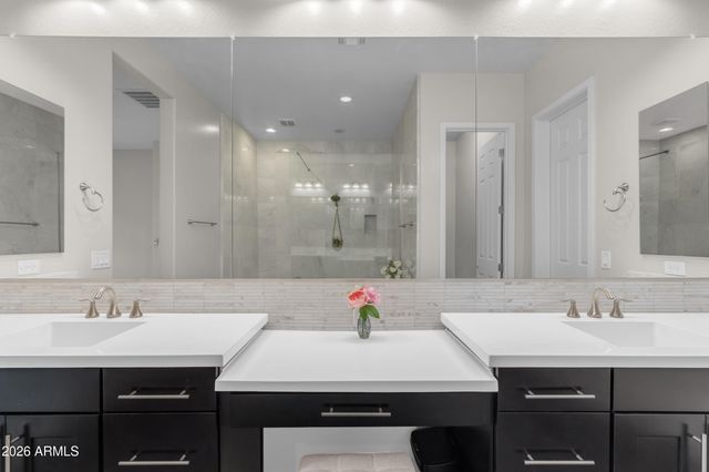 4820 S MINGUS Drive, Chandler, AZ 85249