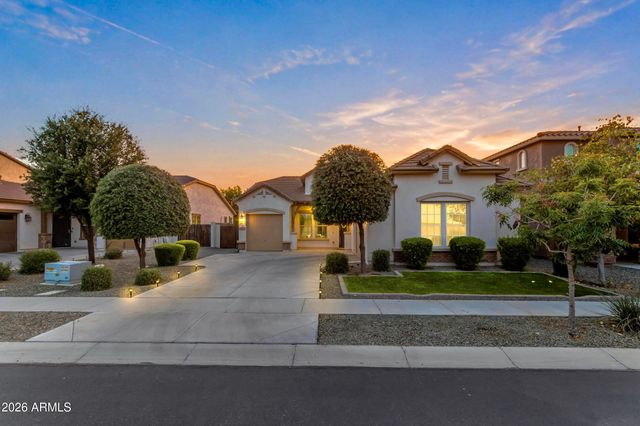 4820 S MINGUS Drive, Chandler, AZ 85249