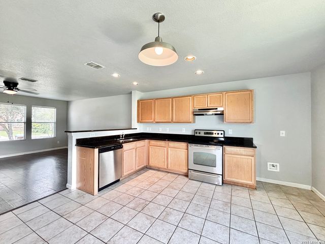 7622 MUSTANG MDW, San Antonio, TX 78244