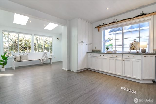 1514 Rainier Street, Steilacoom, WA 98388