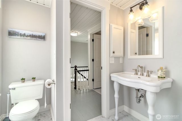 1514 Rainier Street, Steilacoom, WA 98388