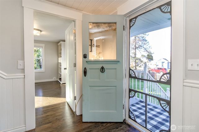 1514 Rainier Street, Steilacoom, WA 98388