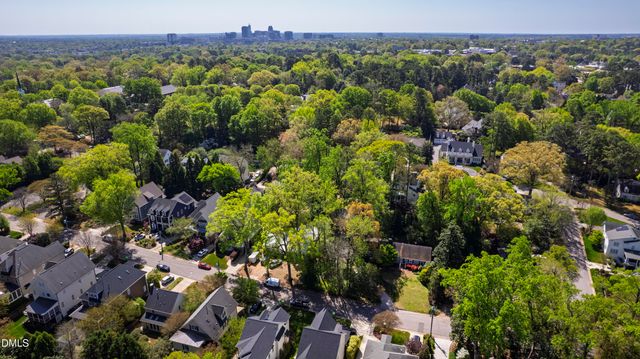2667 Davis Street, Raleigh, NC 27608