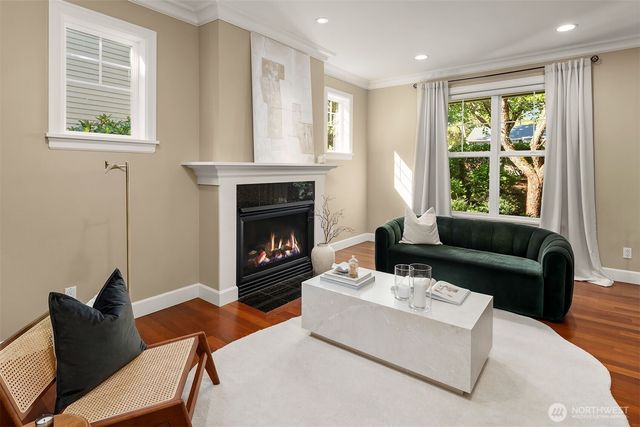 605 11th Avenue, Kirkland, WA 98033