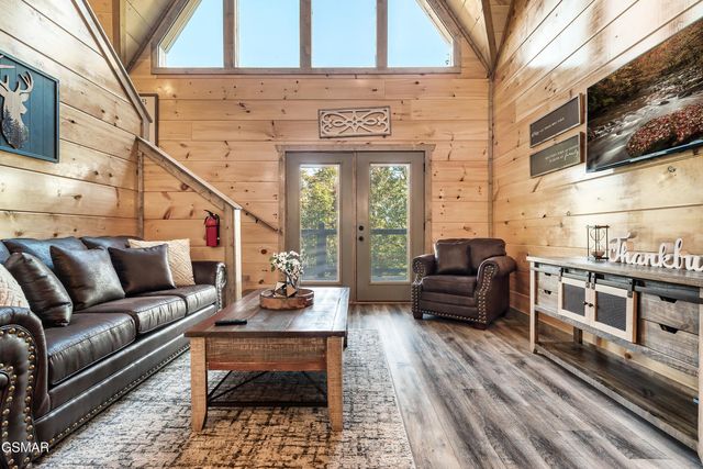 2614 Grassy Branch Loop, Sevierville, TN 37876