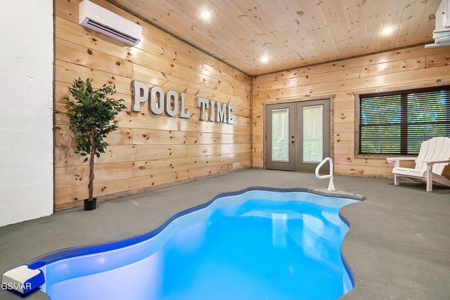 2614 Grassy Branch Loop, Sevierville, TN 37876