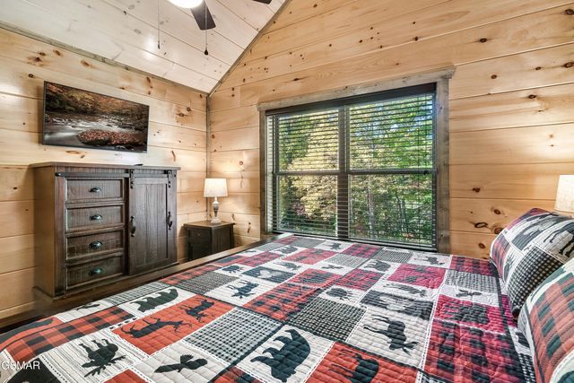 2614 Grassy Branch Loop, Sevierville, TN 37876